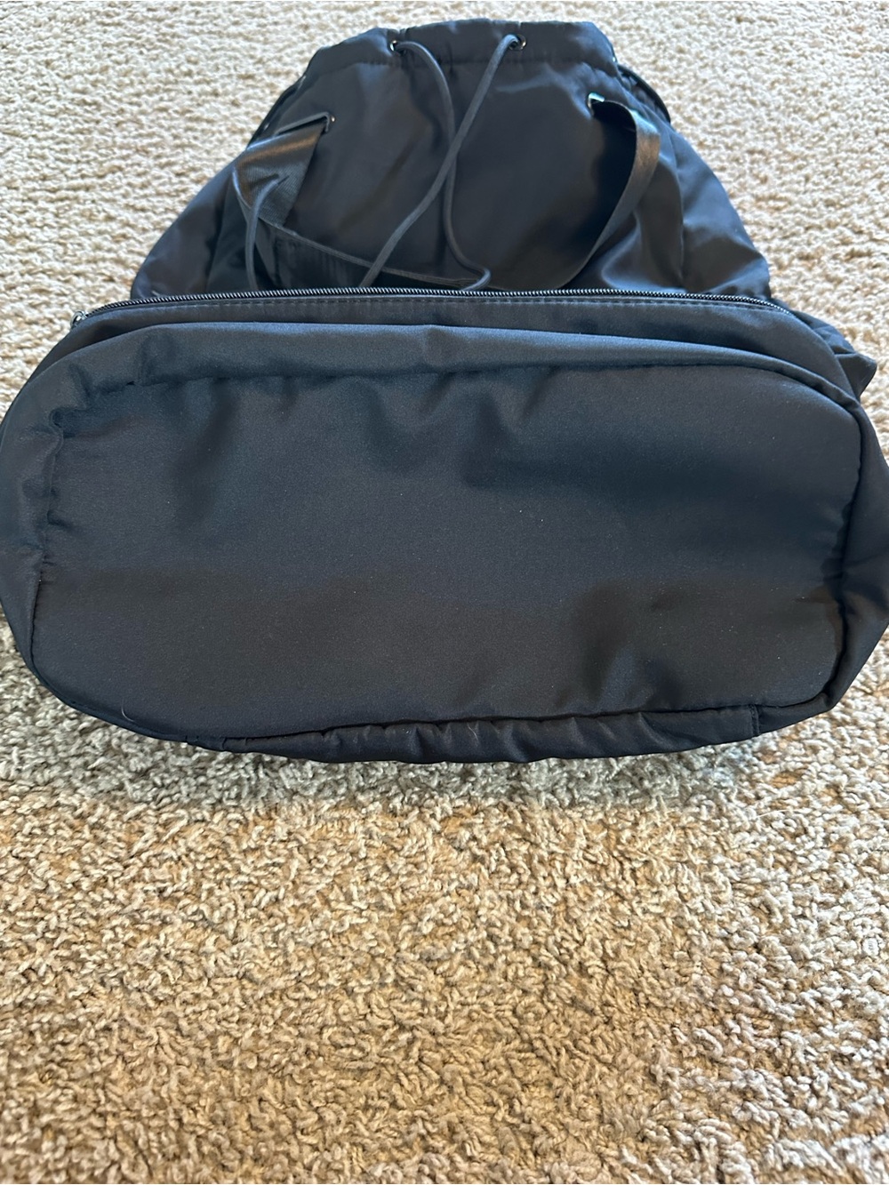 Beyond Yoga Black Convertible Gym Bag - Picture 2 of 10
